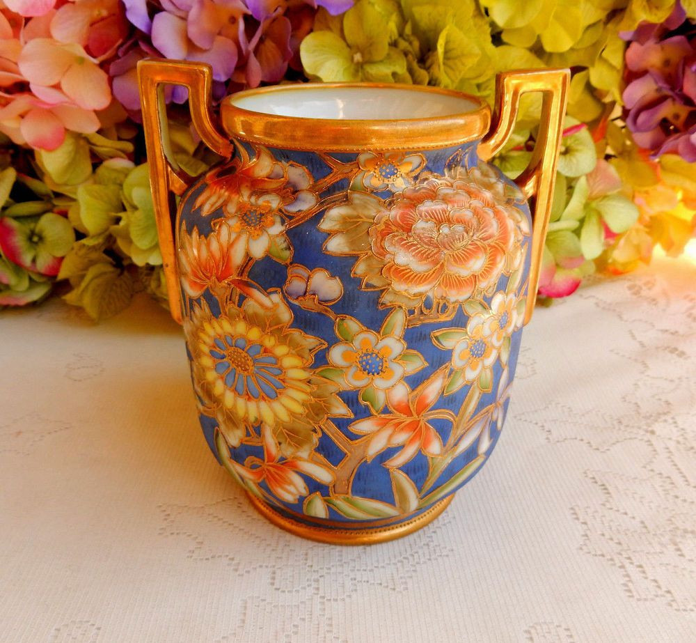 23 Recommended Nippon Vases Value 2024 free download nippon vases value of beautiful vintage nippon porcelain vase hand painted flowers gold inside beautiful vintage nippon porcelain vase hand painted flowers gold gilt