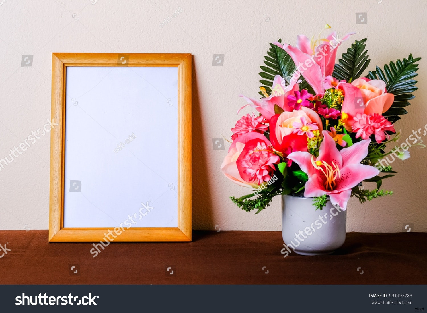 19 Great Picture Frame Vase 2024 free download picture frame vase of luxury free stock photo picture frame photo frames collection throughout stock photo empty frame with flower vase still life 691497283h vases picture photoi 20d