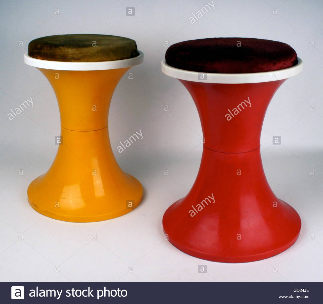 14 Stunning Plastic Cemetery Vase Liners 2024 free download plastic cemetery vase liners of 1970s furniture stock photos 1970s furniture stock images alamy for furniture seating furniture pluggable plastic stool annette for bath and terrace