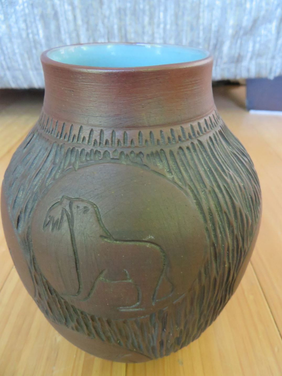 23 Stylish Red Wing Pottery Vase 2024 free download red wing pottery vase of aug 5 art gallery apsley auctions regarding 16 dee martin hand made vase