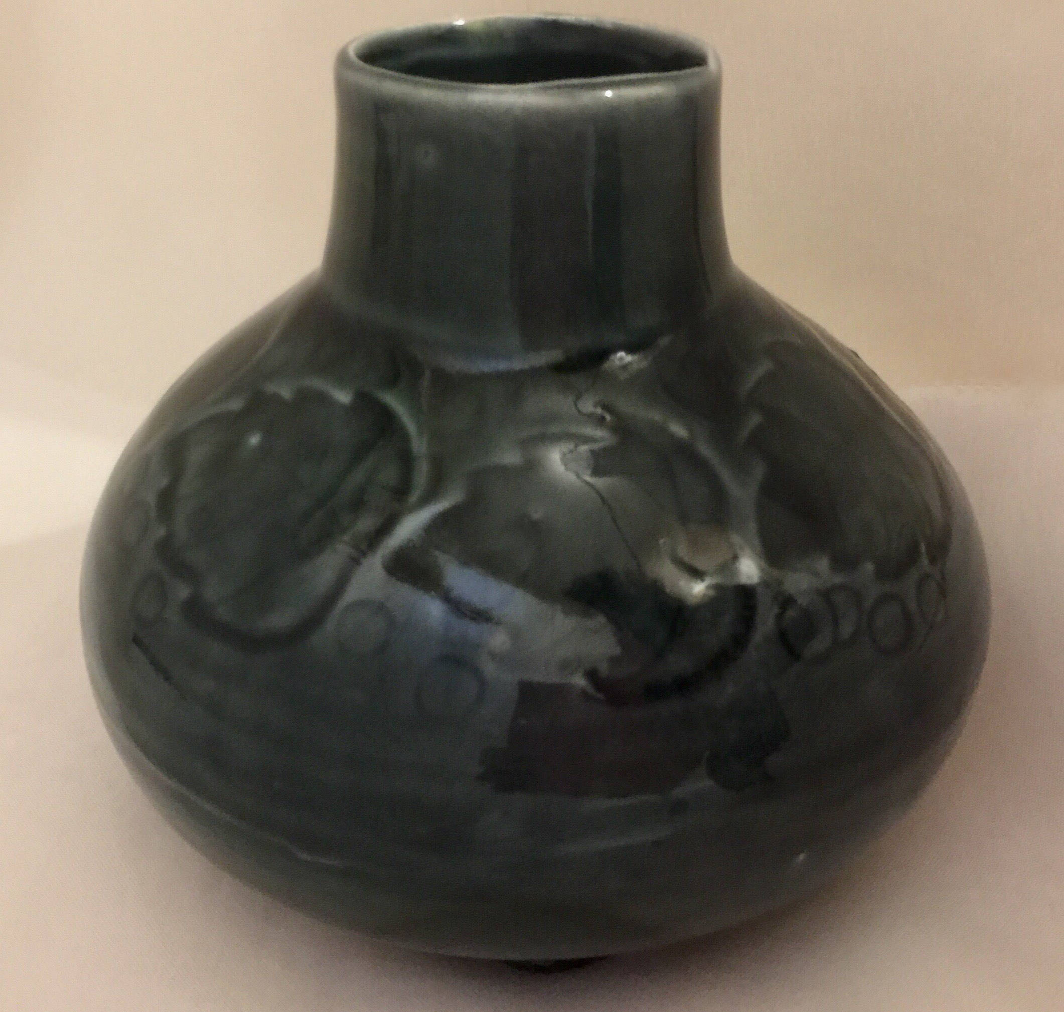roseville ceramic vase of bermuda pottery green leaf bulb vase vintage pottery etsy intended for dzoom