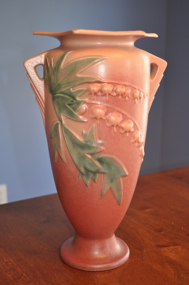 20 attractive Roseville Clematis Vase 2024 free download roseville clematis vase of 254 best roseville pottery images on pinterest antique pottery pertaining to roseville bleeding heart vase
