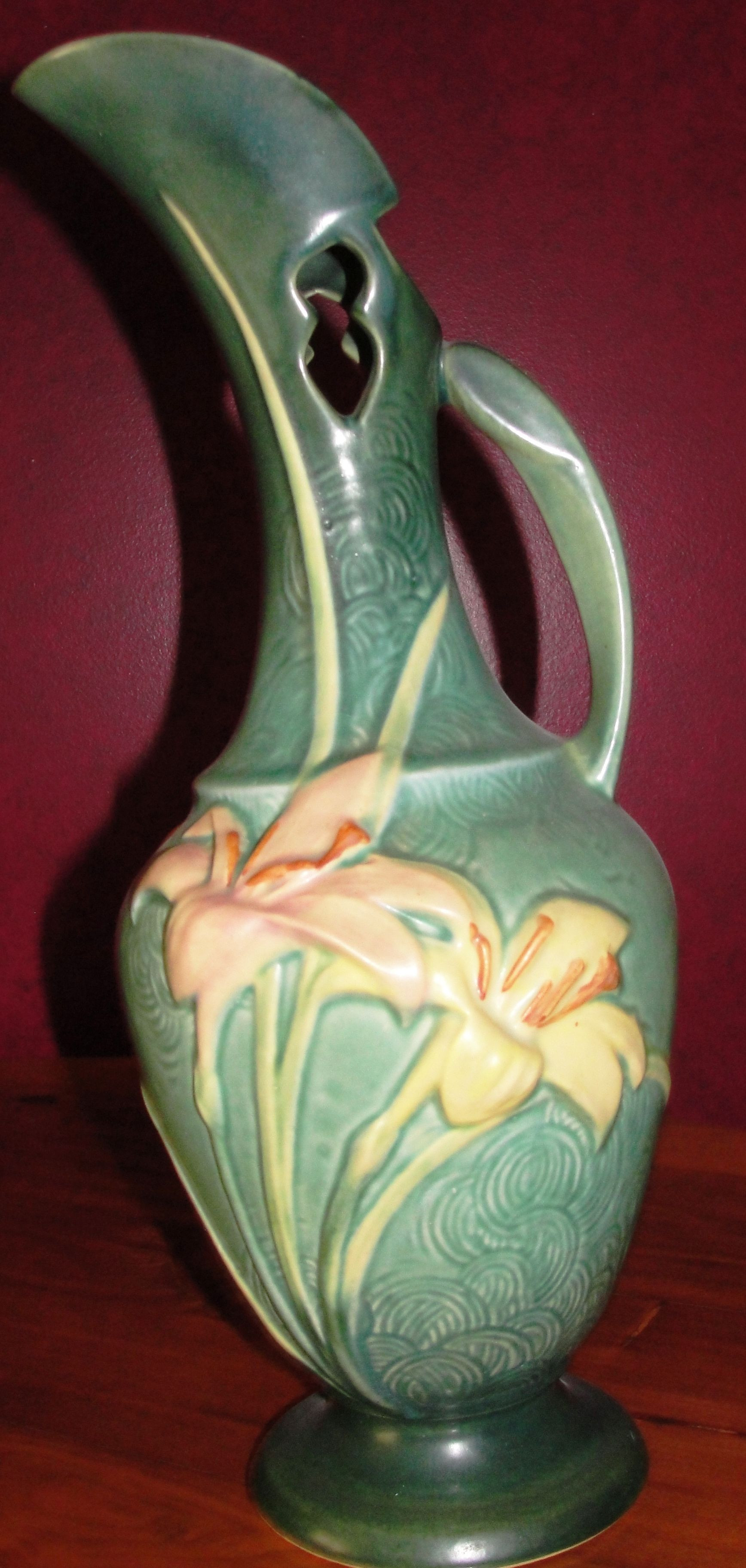 20 attractive Roseville Clematis Vase 2024 free download roseville clematis vase of roseville zephyr lily 136 9 pottery pinterest roseville inside roseville zephyr lily 136 9