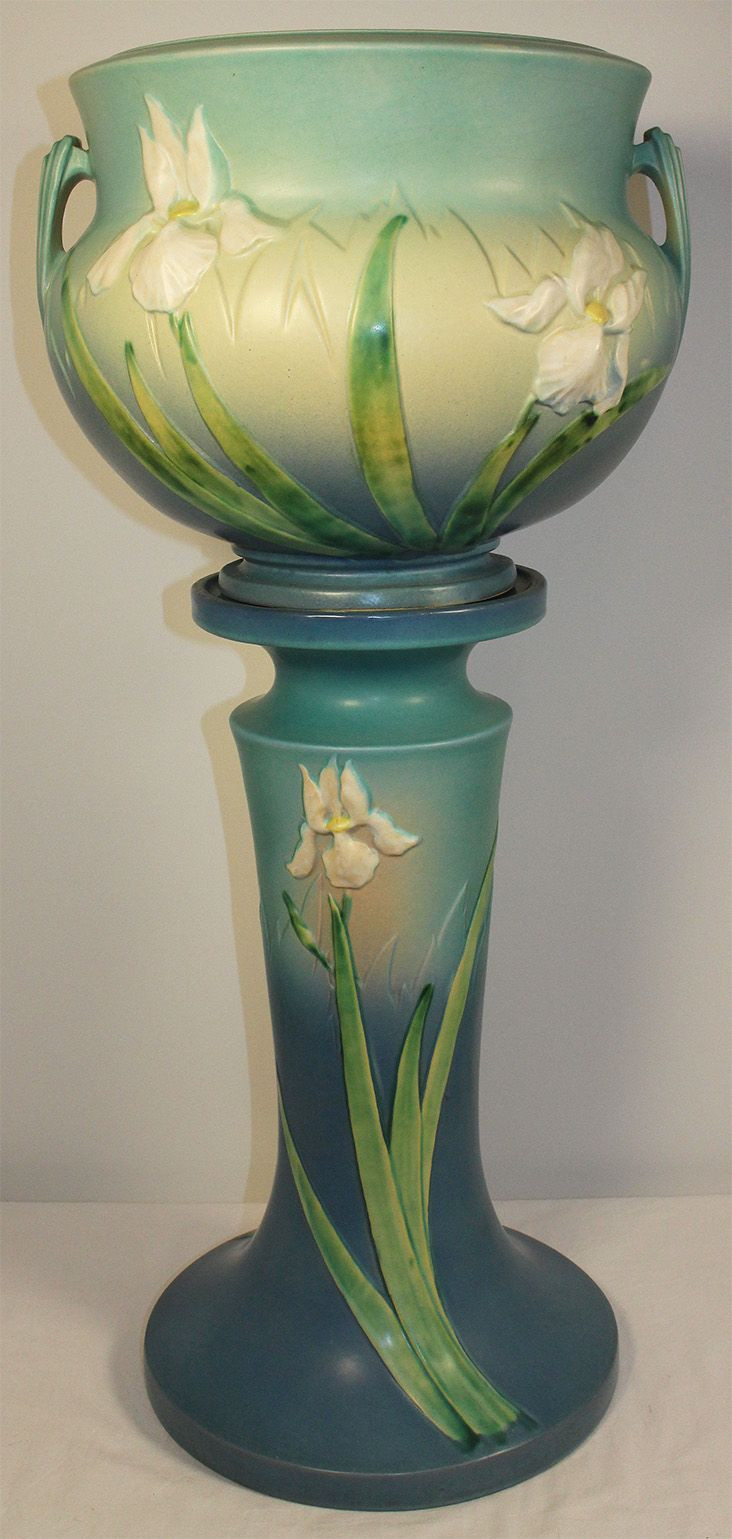 30 Trendy Roseville Pottery Snowberry Vase 2024 free download roseville pottery snowberry vase of 256 best roseville pottery images on pinterest roseville pottery regarding roseville pottery iris blue jardiniere and pedestal 647 10 from just art potter