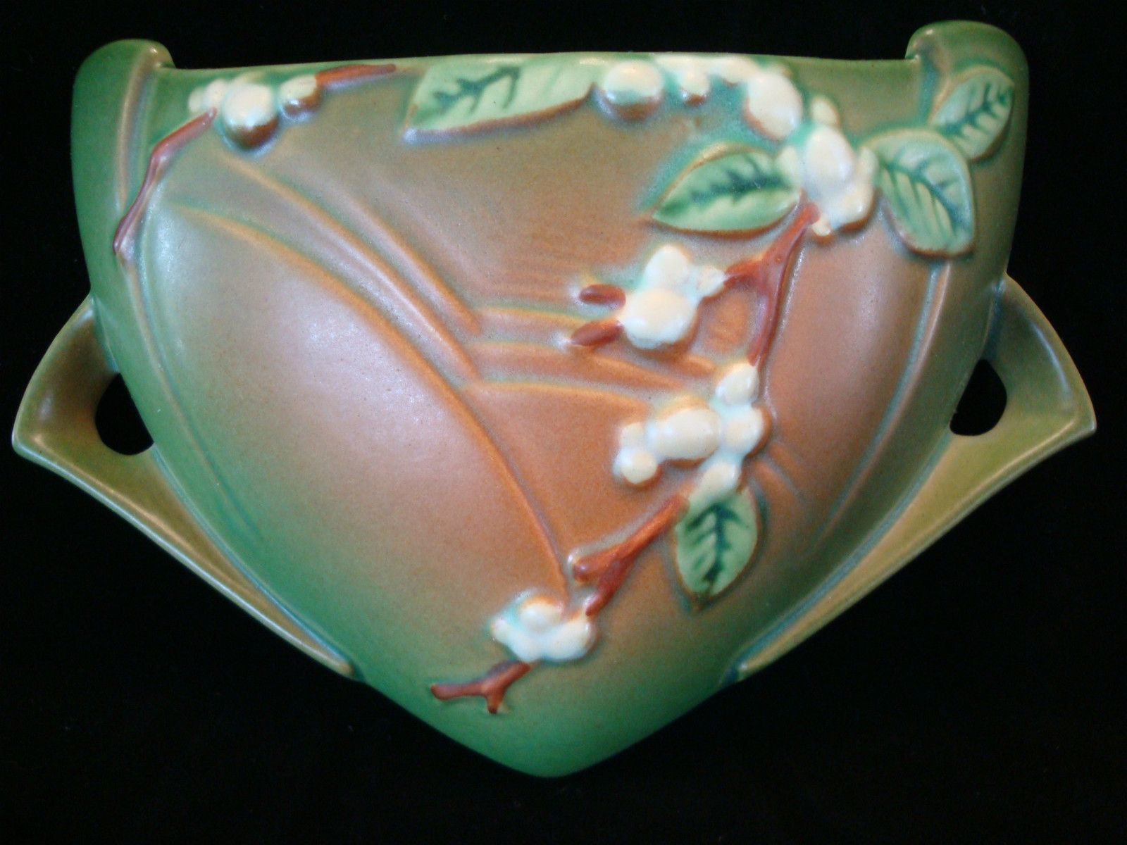 17 Unique Roseville Snowberry Vase 2022 free download roseville snowberry vase of vintage 1946 roseville snowberry wall pocket vase handled green with vintage 1946 roseville snowberry wall pocket vase handled green iwp 8