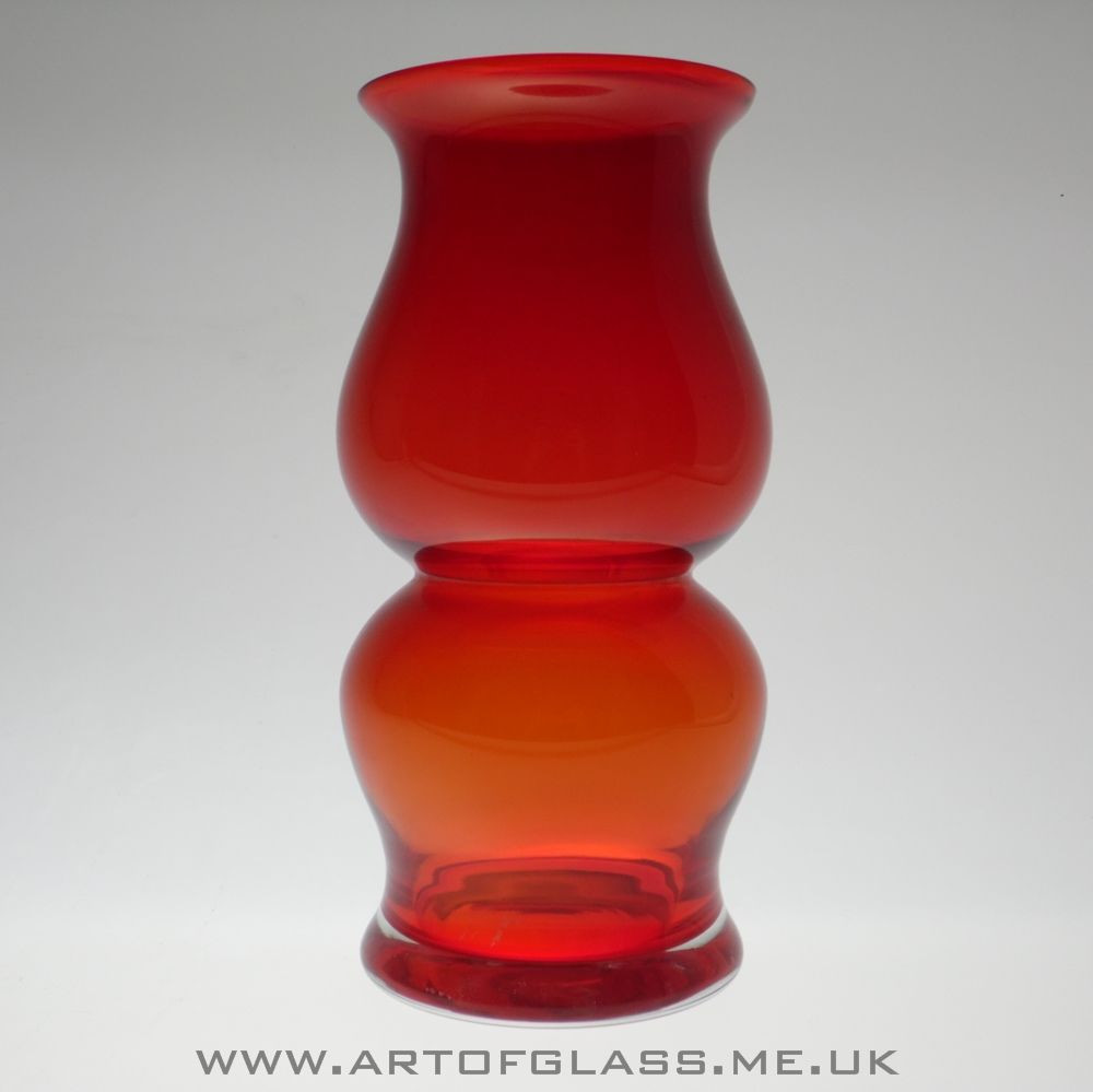 24 Cute Ruby Red Vase 2024 free download ruby red vase of riihimaki kaappikello pirtti olive green glass vase by hel pertaining to riihimaki tuulikki ruby red glass vase by tamara aladin