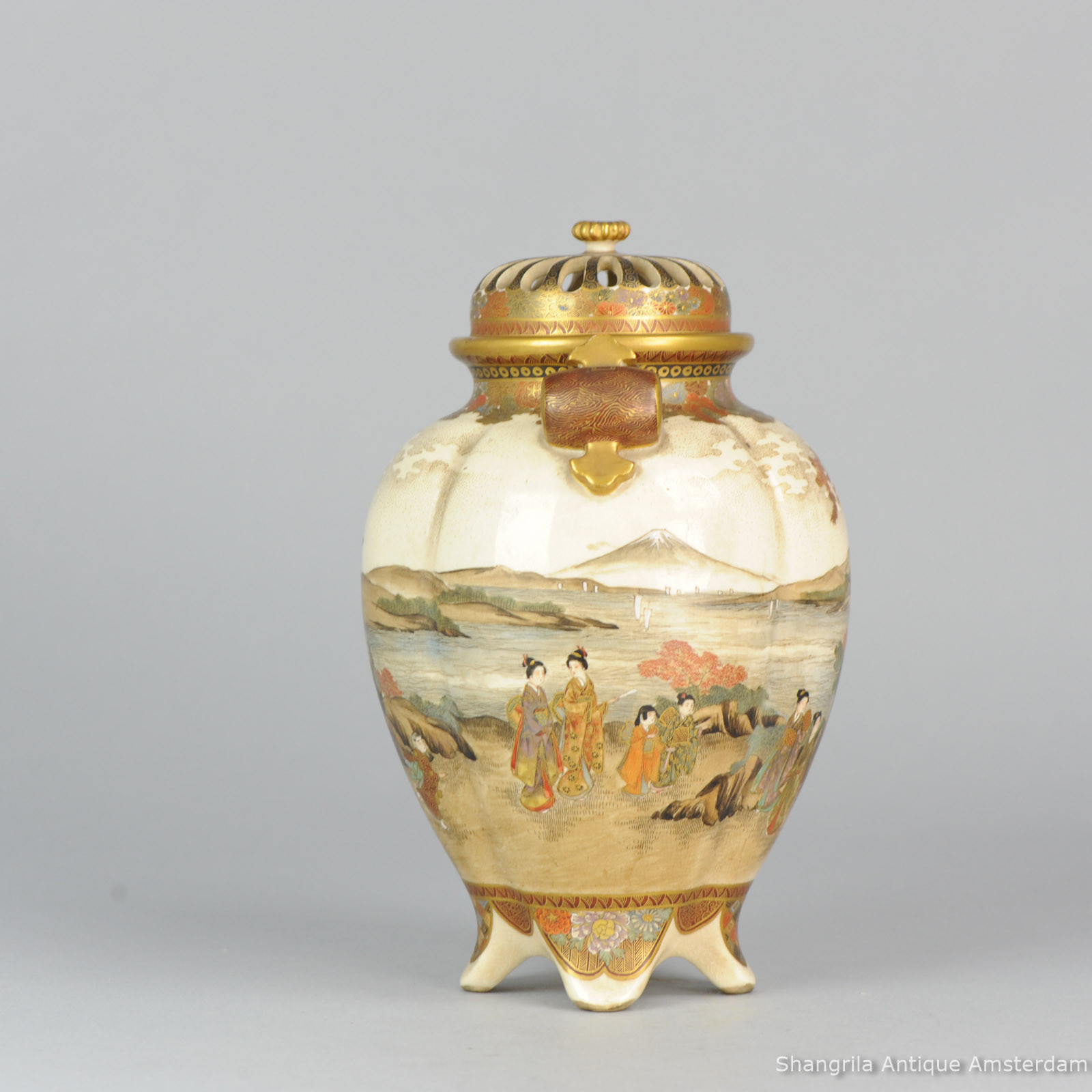 26 Fantastic Satsuma Porcelain Vase 2022 free download satsuma porcelain vase of shangrila antique with sold