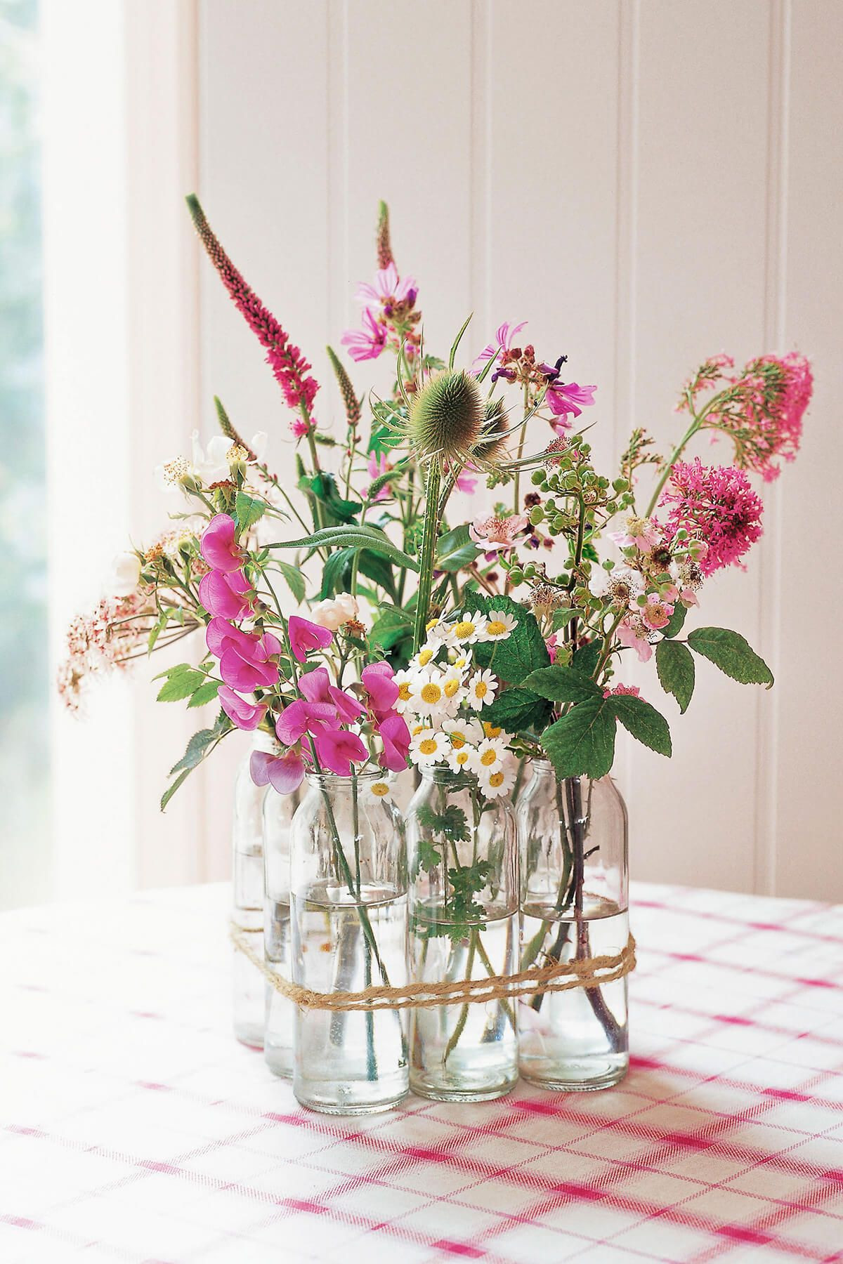 10 attractive Short Vase Centerpiece Ideas 2024 free download short vase centerpiece ideas of 36 flower arrangement ideas to brighten any occasion easter throughout entwined collection of wildflower bud bases