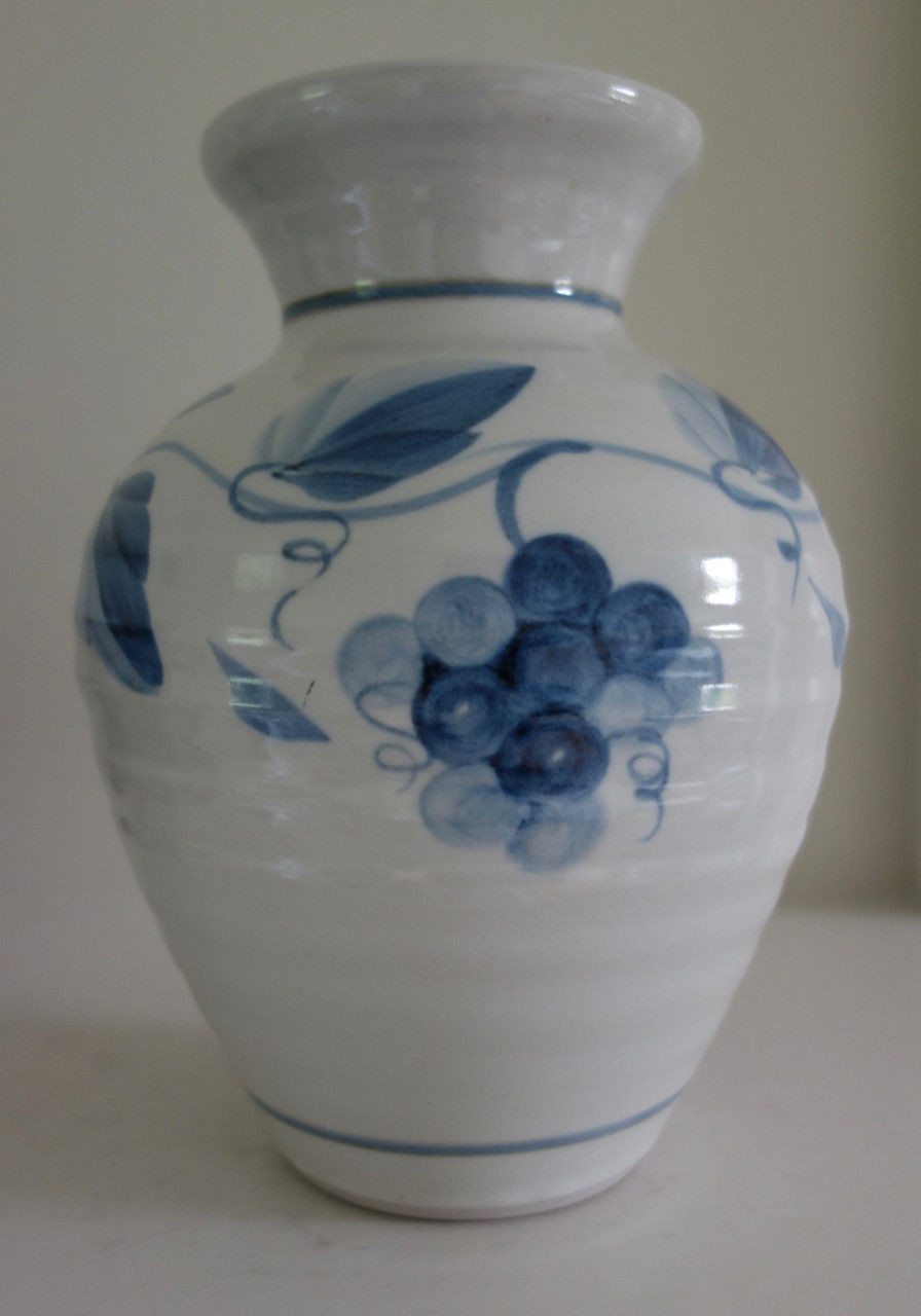 18 Lovely Simon Pearce Pottery Vase 2024 free download simon pearce pottery vase of ebay simon pearce pottery vase painted grapes vintage rare for ebay simon pearce pottery vase painted grapes vintage rare 8 25