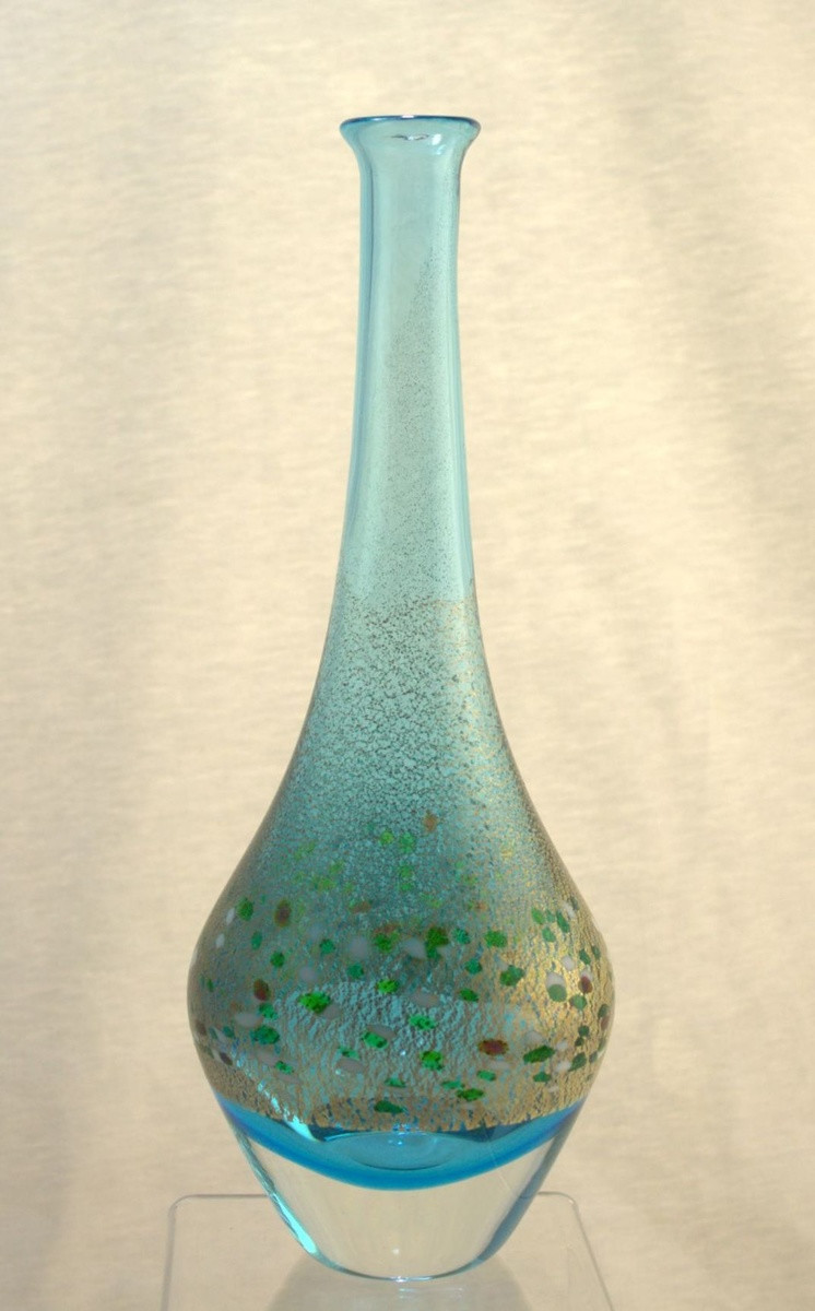 small blue glass vase of kuniaki kuroki glass vase collectors weekly intended for ic0lg0ox1q3weppcesdfzw
