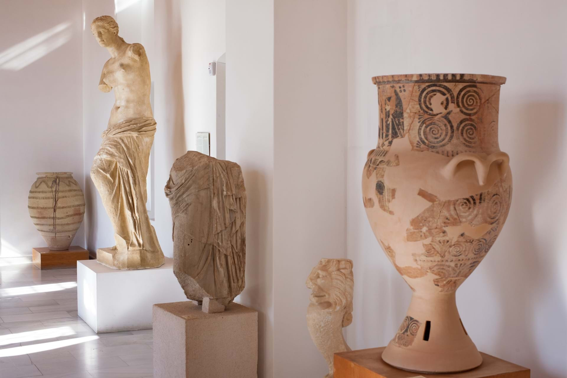 16 Fabulous Tuscan Ceramic Vases 2024 free download tuscan ceramic vases of photos of milos greece vivere inside milos photogallery