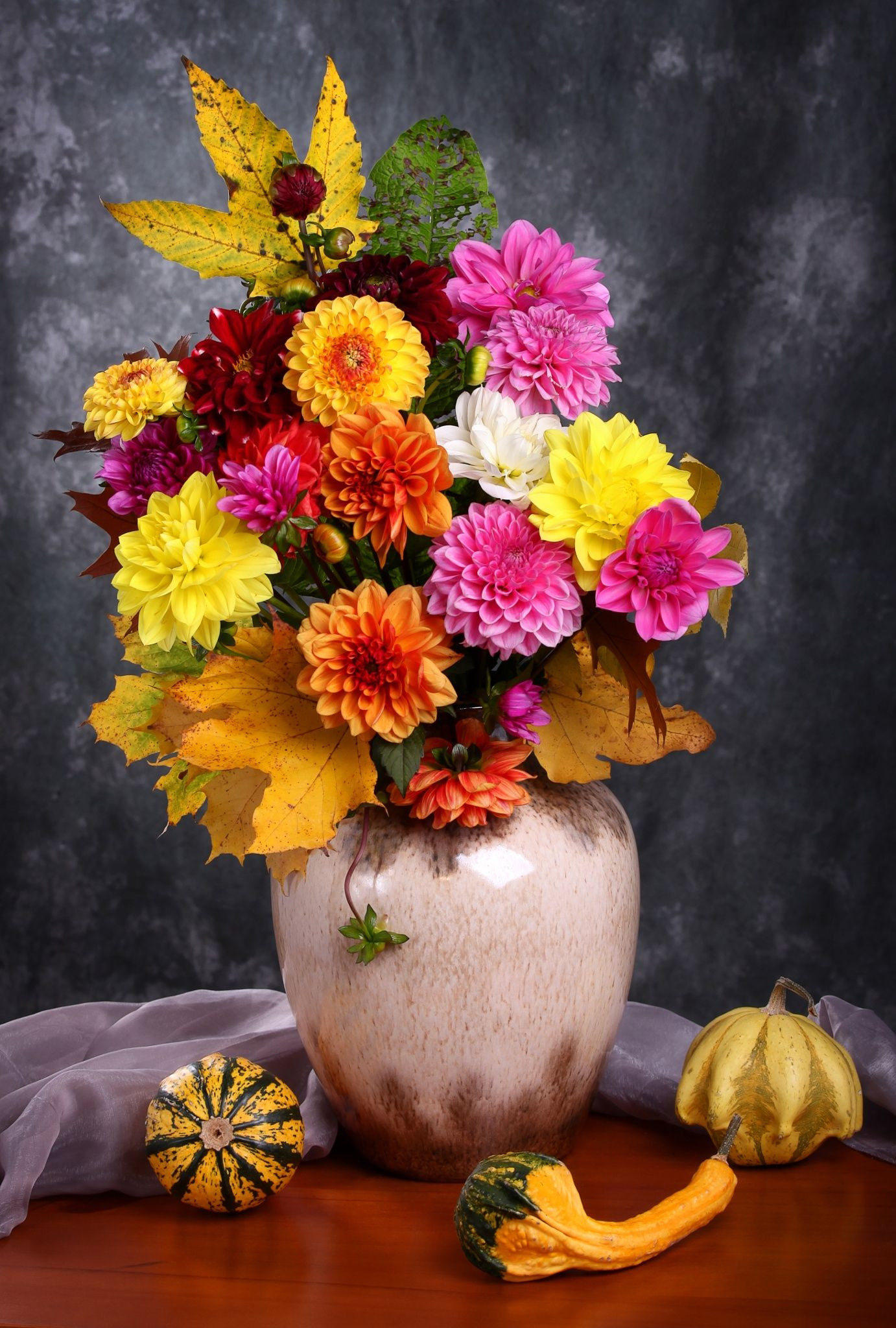 11 Great Victorian Flower Vase 2024 free download victorian flower vase of still life with autumn chrysanthemum flowers in a vase special within still life with autumn chrysanthemum flowers in a vase
