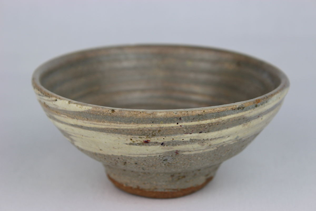vintage japanese vase markings of bernard leach wikipedia pertaining to 1200px thrown bowl by bernard leach yorym 2004 1 166 jpg
