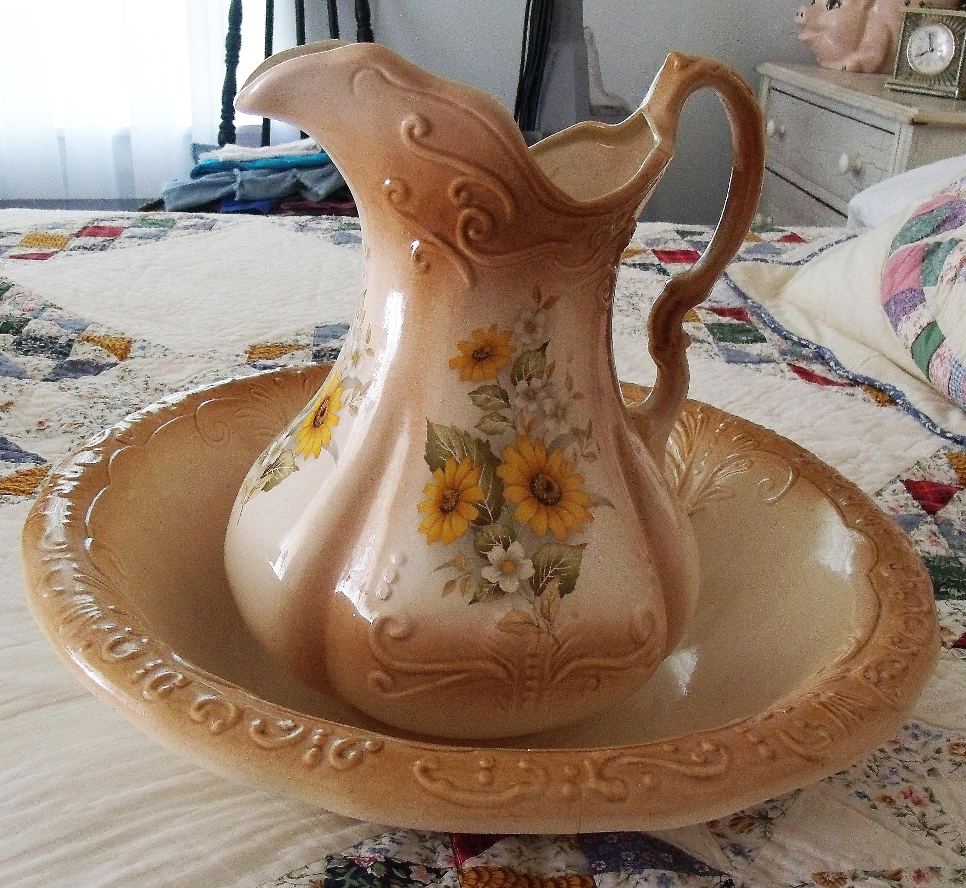 vintage roseville pottery vases of spotting r s prussia porcelain reproductions regarding rsprepropitcher 589d19a05f9b58819c98c5e6 jpg