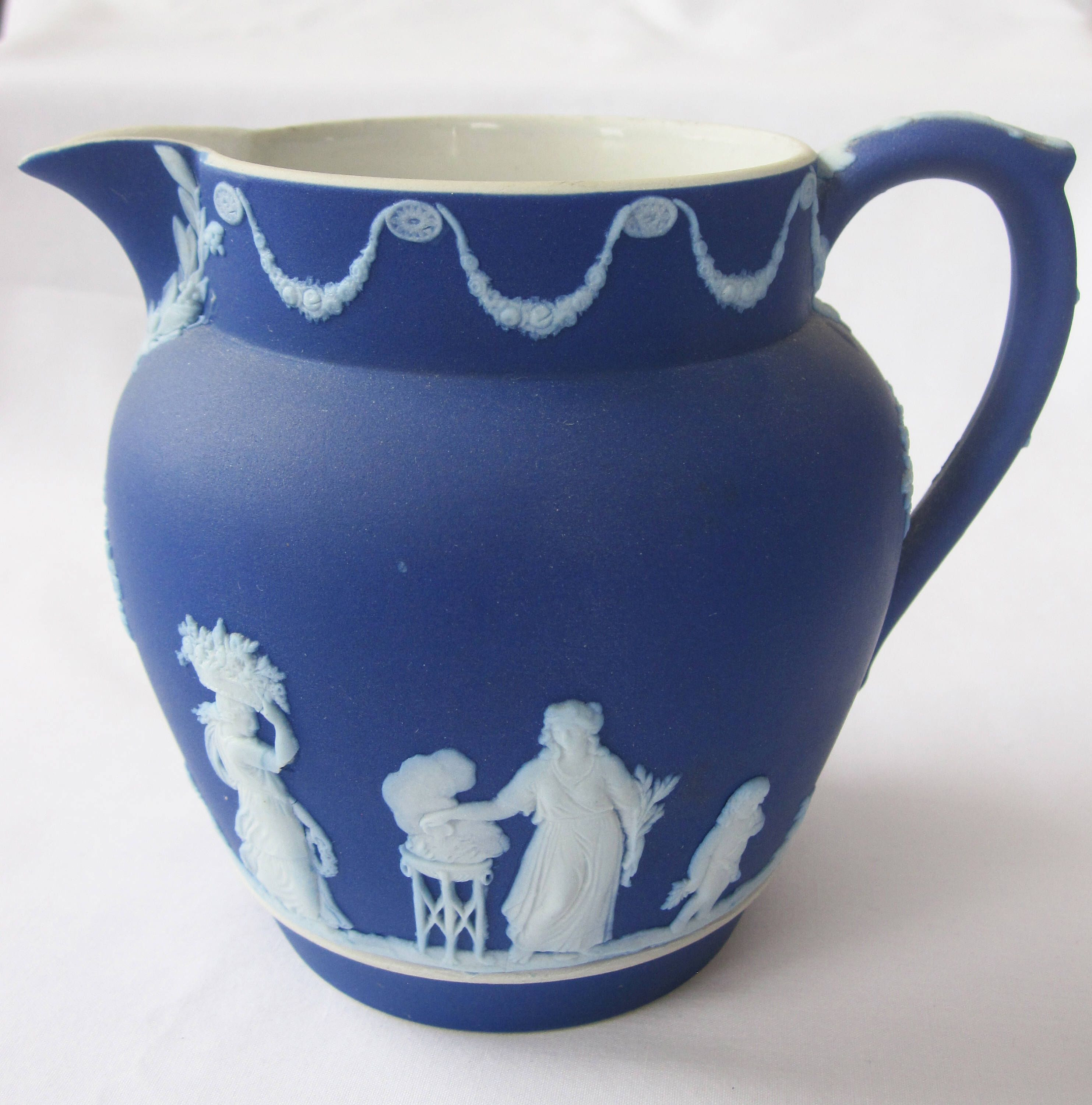 25 Elegant Wedgwood Blue Vase 2024 free download wedgwood blue vase of wedgwood jasperware pitcher pertaining to 32w 0