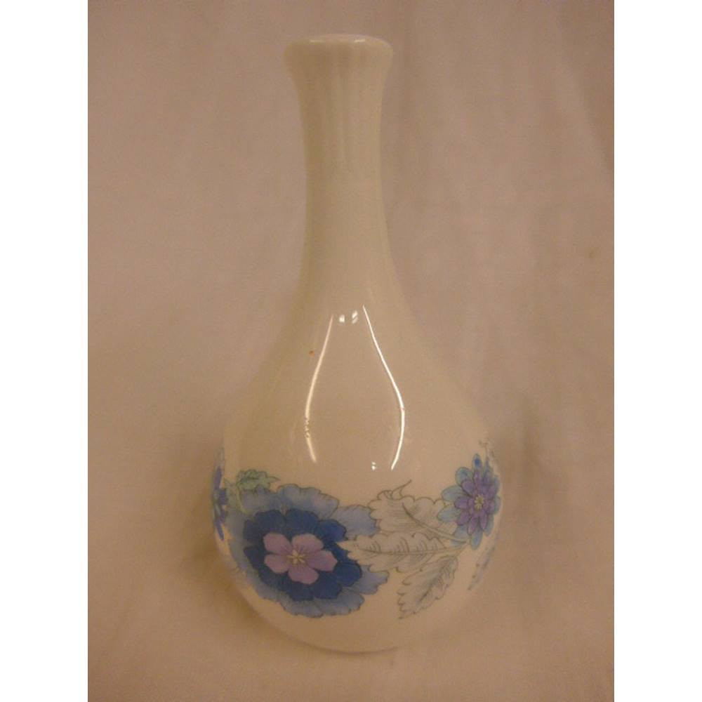 19 Fabulous Wedgwood Bud Vase 2022 free download wedgwood bud vase of wedgwood clementine local classifieds preloved inside oxfam shop hexham bud vase by wedgwood in the clementine pattern the vase is approx 13 5cms high and is in excellen
