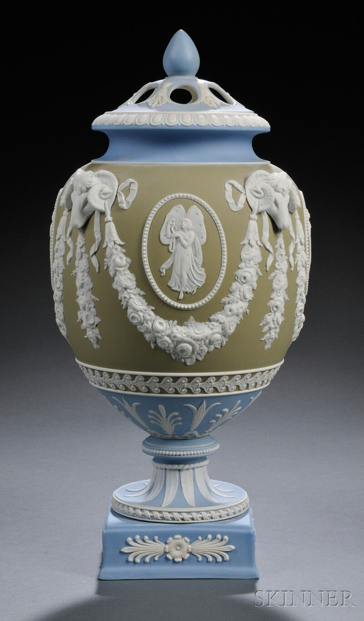 17 Unique Wedgwood Small Blue Vase 2024 free download wedgwood small blue vase of 48 best jasperware images on pinterest wedgwood porcelain and jasper in wedgwood three color jasper dip potpourri vase and covers england late 19th century