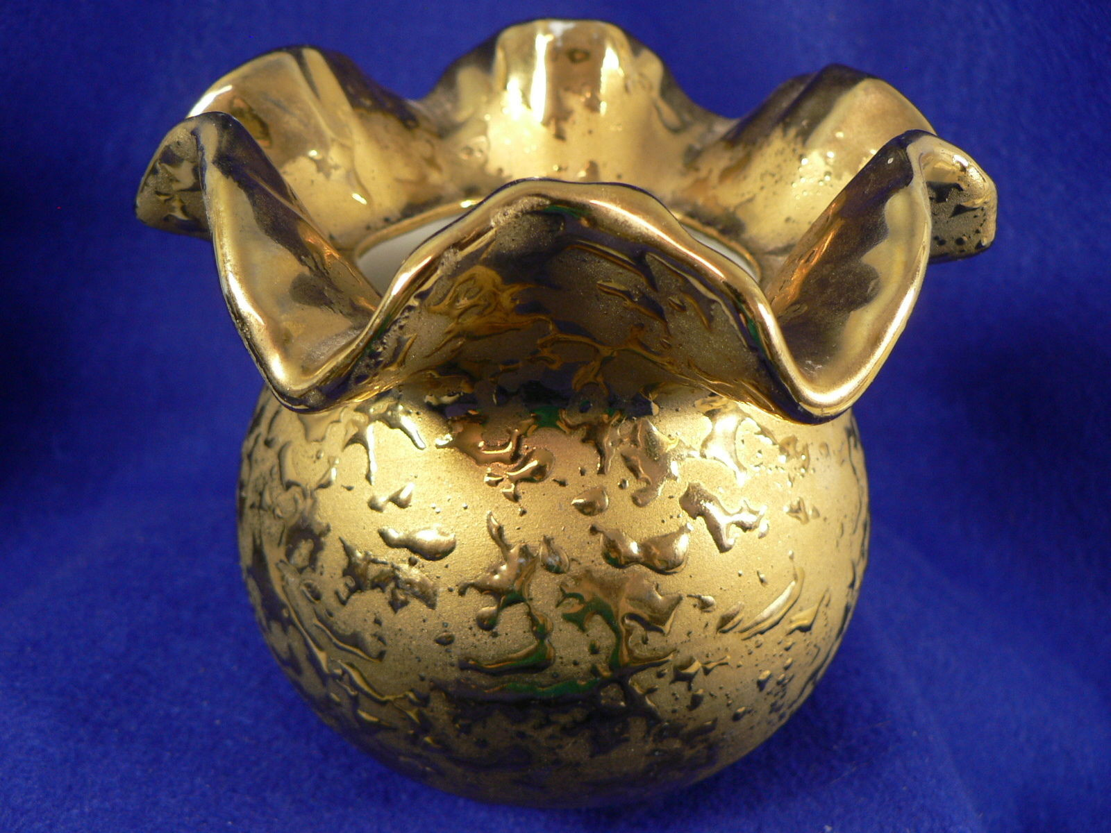 29 Popular Weeping Gold Vase 2024 free download weeping gold vase of ruffled edge vase bel terr china usa bright weeping 22 kt gold art intended for ruffled edge vase bel terr china usa bright weeping 22 kt gold art pottery
