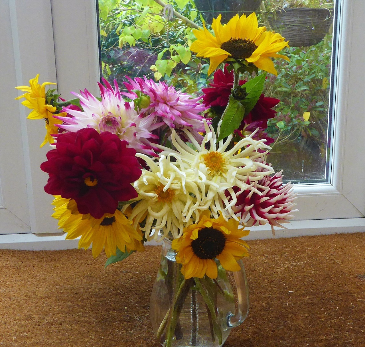 yellow smiley face vase of october 2017 www alittlebitofsunshine co uk pertaining to and last of all here is a vase of the flowers i cut as we left the plot earlier they have not been arranged just put in the vase temporarily as our